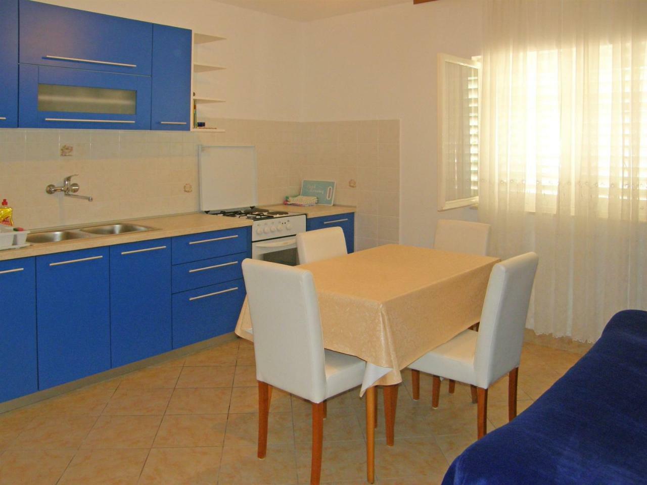 Apartments Dijo Primosten Ruang foto